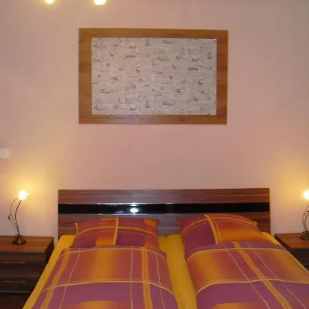 Zum Lahntal Guest house Laurenburg