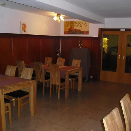 Pensionat Zum Lahntal 3*
