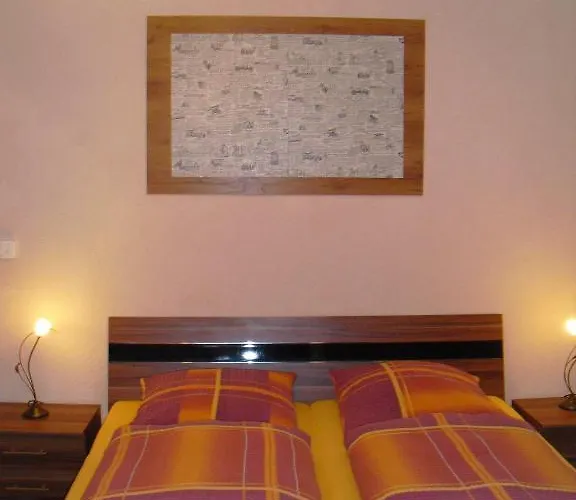 Zum Lahntal Casa de hóspedes Laurenburg